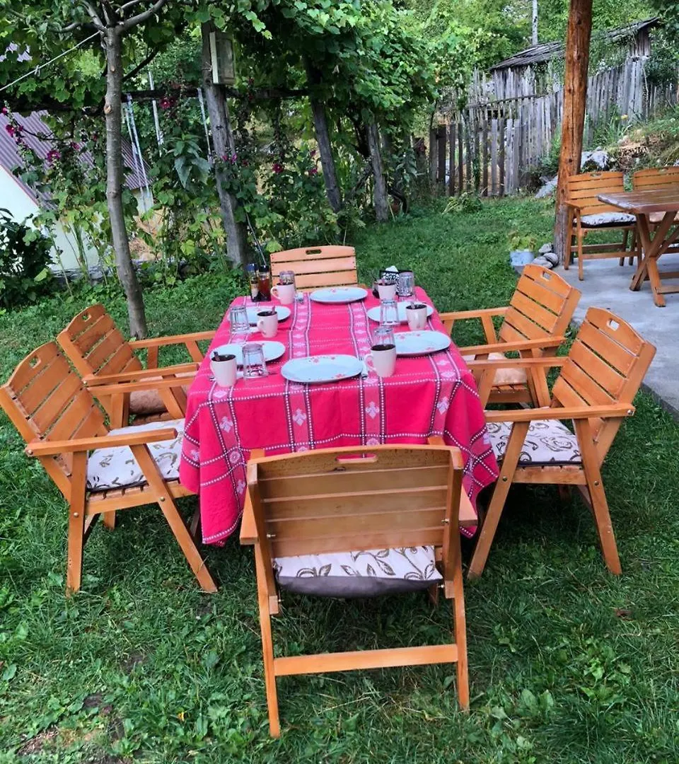 Bujtina Sherifaj Valbone Inn
