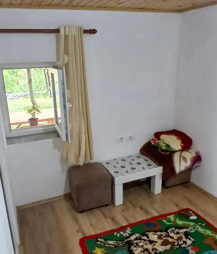 Zajazd Bujtina Sherifaj Valbone Albania